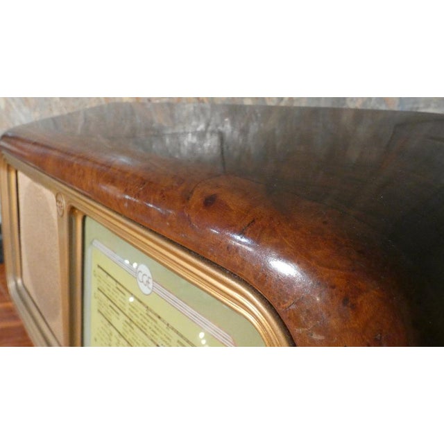 1940s Radio 2105 in Bakelite and Briarwood by CGE, 1940s For Sale - Image 5 of 18