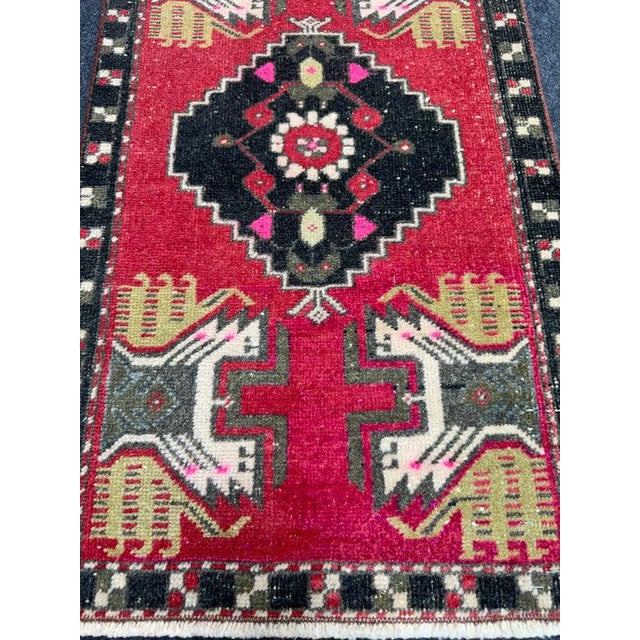 Contemporary Turkish Yastik Rug 1'7" x 2'10" For Sale - Image 3 of 5