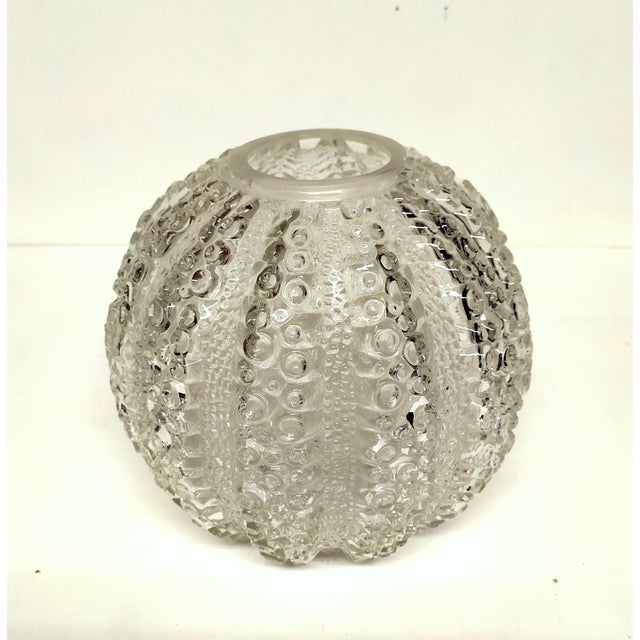 These vases are attributed to Barovier &Toso for form and style, in the manner of "Bugnati" series. No chip or damages....