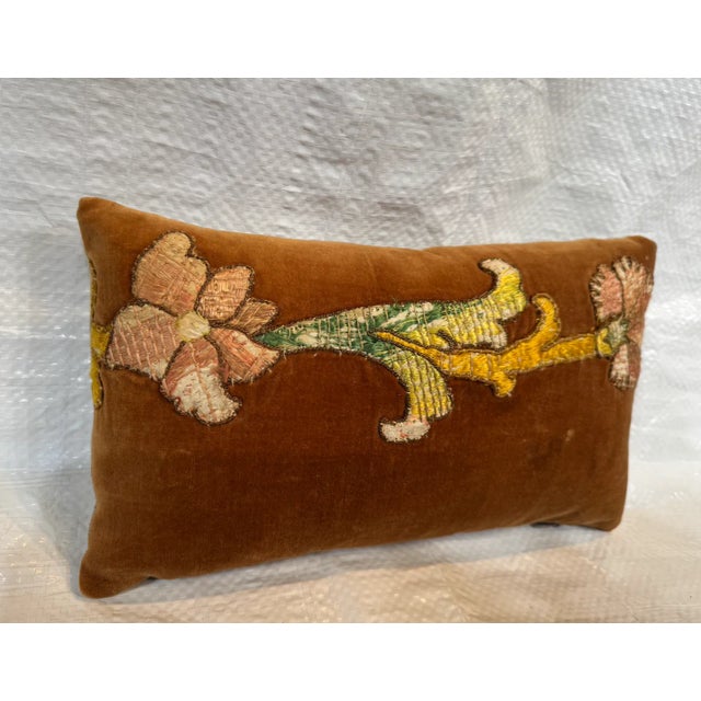 Baroque 17th Century Florentine Velvet and Silk Pillow For Sale - Image 3 of 3