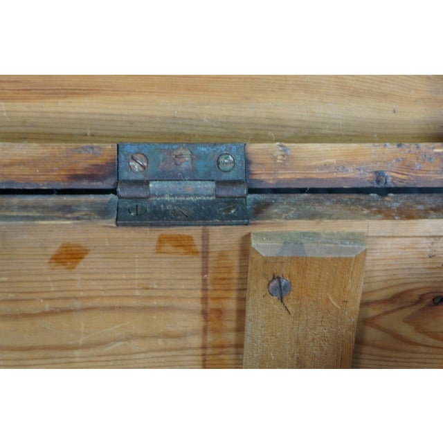 Antique Primitive Pine Blanket Chest Steamer Storage Trunk Coffee Table Dovetail For Sale - Image 10 of 18