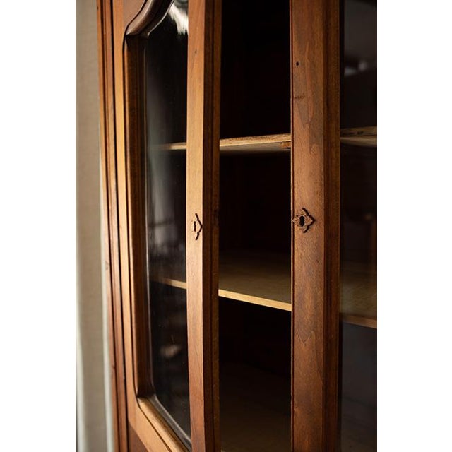 Antique 20th Century American Oak Kitchen Cupboard & Glass Display Hutch For Sale - Image 18 of 18
