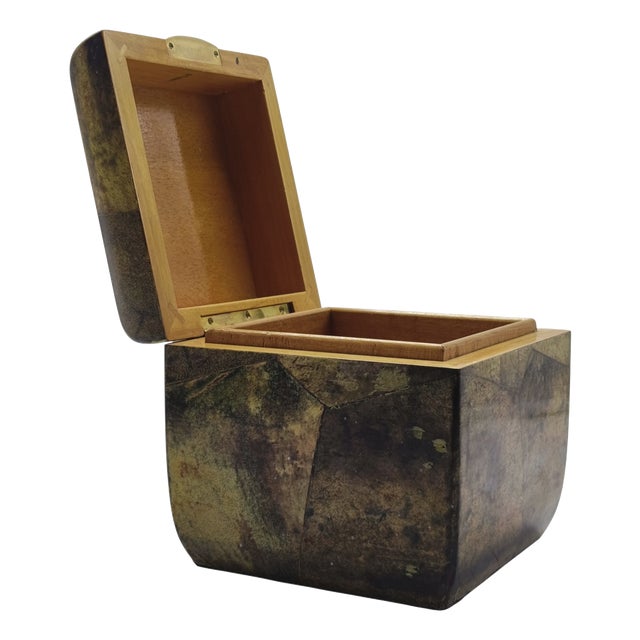 Wood and Lacquered Parchment Storage Box, Italy, 1950s For Sale