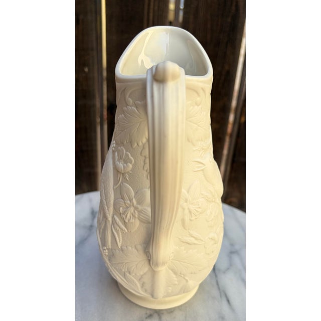 English Vintage Portmeirion Parian Ware "Nightingale" Large Pitcher (England, C. 1980s) For Sale - Image 3 of 7