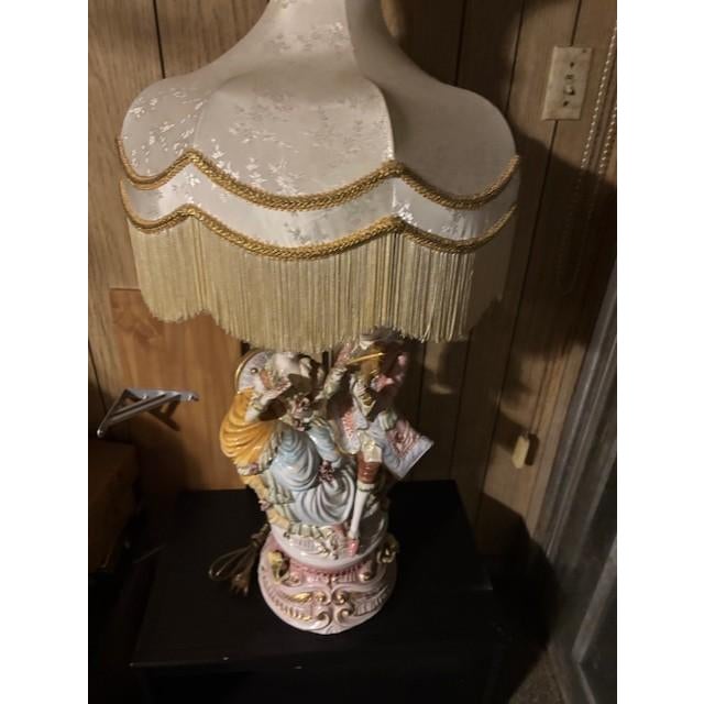 1950s French Provincial Table Lamps Set of Two For Sale - Image 5 of 14