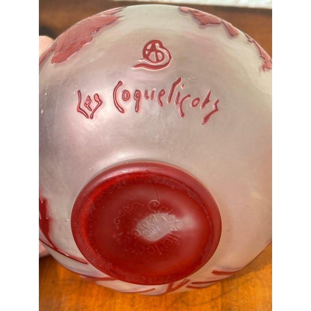 Crystal Vase with Poppies from Cristallerie de Pantin For Sale - Image 6 of 13