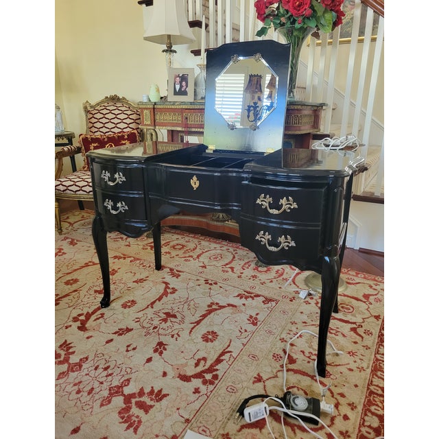 1960s French High Gloss Black Vanity With Two Drawers and a Lift Up Middle Storage Area With Mirror. For Sale - Image 4 of 4