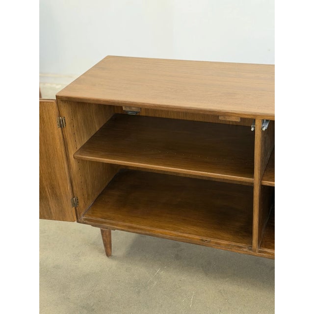 1960s Minimal Credenza by Borge Mogensen For Sale In Los Angeles - Image 6 of 13
