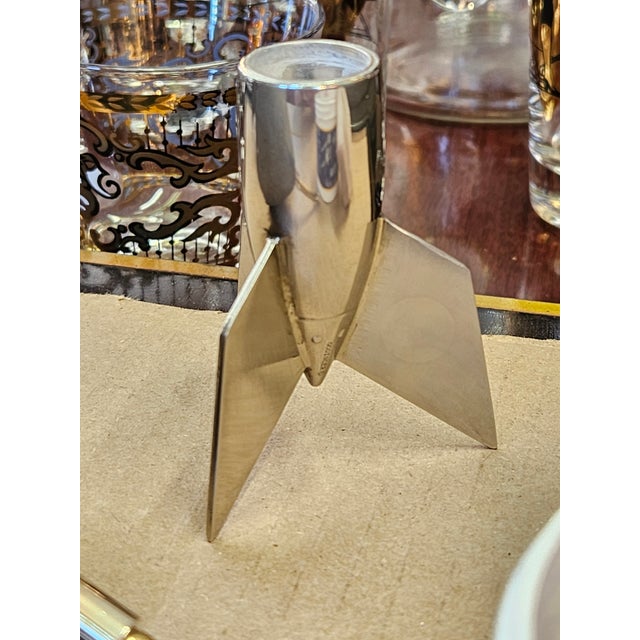 Mid-Century Modern 1960s MCM Godinger Signed Silver Rocket Ship 2 Martini Glass Set For Sale - Image 3 of 8