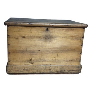 Antique Pine Trunk / Blanket Box From England For Sale