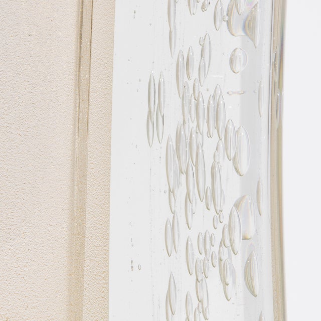 Glass Hand-Blown Murano Modern Fluid Vase in Clear With 24-Karat Gold Flecks and Bubbles For Sale - Image 7 of 9