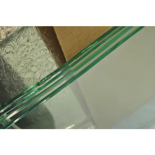 Antique American Empire Tiger Oak Curved Glass China Cabinet W/ Carved Griffins For Sale - Image 13 of 18