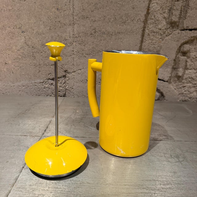 Frieling Double-Walled Stainless Steel French Press Coffee Maker Sunshine Yellow For Sale In San Diego - Image 6 of 12