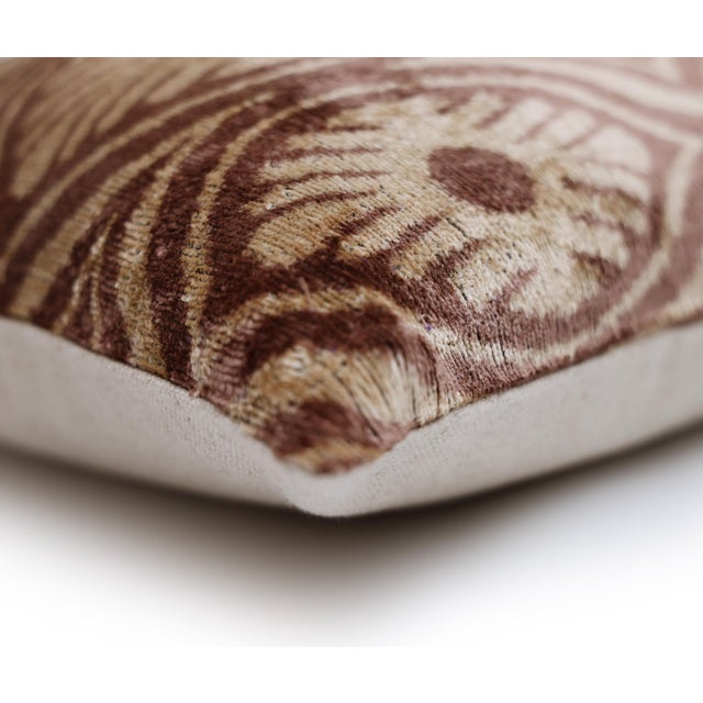 Mid-Century Modern Hand-Knotted Terracotta Rose Silk Velvet Pillow - 20x20 Ikat Ogee For Sale - Image 3 of 8