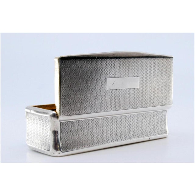 Snuff Box in Guilloche Silver with Monogram Card and Gold Interior For Sale - Image 9 of 10