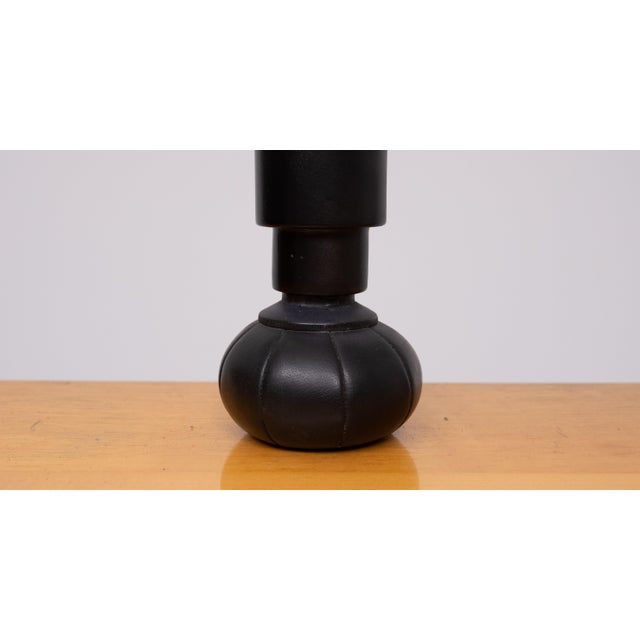 Black Table Lamp mod. 600/C designed by master Gino Sarfatti, manufactured by his own Arteluce. Designed in 1966, produced...