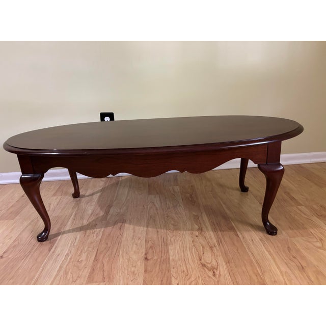 Queen Anne 1980s Thomasville Vintage Queen Anne Collectors Cocktail Table For Sale - Image 3 of 7