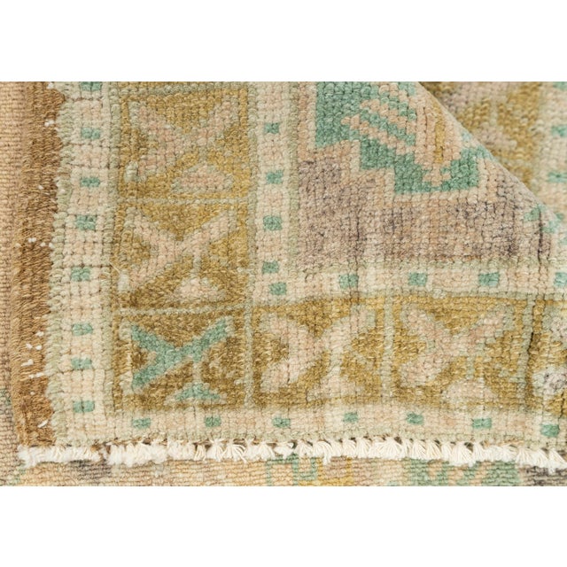 Turkish Mini Rug Oriental Hand Knotted Vintage Rug 2'0" x 3'3" #21056 For Sale In Houston - Image 6 of 8