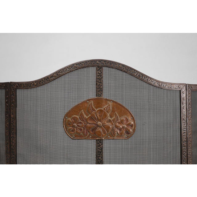French Art Deco Fireplace Screen in Wrought Iron, 1890s For Sale - Image 11 of 16
