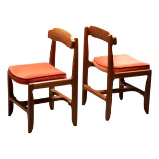 Vintage Dining Chairs in Oak and Velvet by Guillerme Et Chambron, France, 1960, Set of 2 For Sale