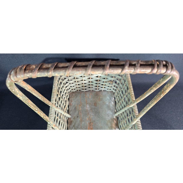 Antique American Primitive Painted Splint Gathering Basket With Solid Wood Bottom and Verdigris Patina For Sale In Portland, ME - Image 6 of 11