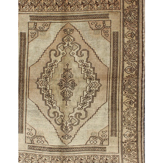 1940s Vintage Turkish Oushak Rug - 4′ × 5′7″ For Sale - Image 4 of 6