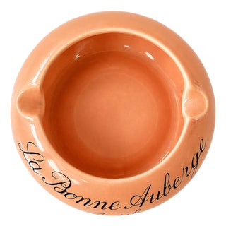 Vintage La Bonne Auberge Antibes Restaurant Peach Pink Ashtray For Sale