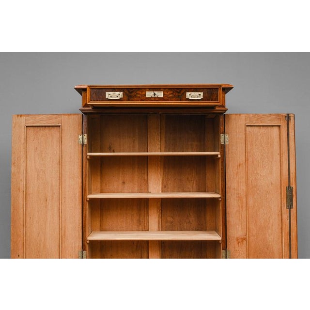 Late 19th Century Gründerzeit Vertiko in Walnut For Sale - Image 13 of 18