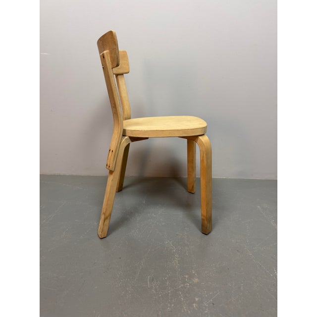 Mid-Century Modern Vintage Model 69 Plywood Chairs by Alvar Aalto for Artek, Finland, 1940s, Set of 4 For Sale - Image 3 of 10