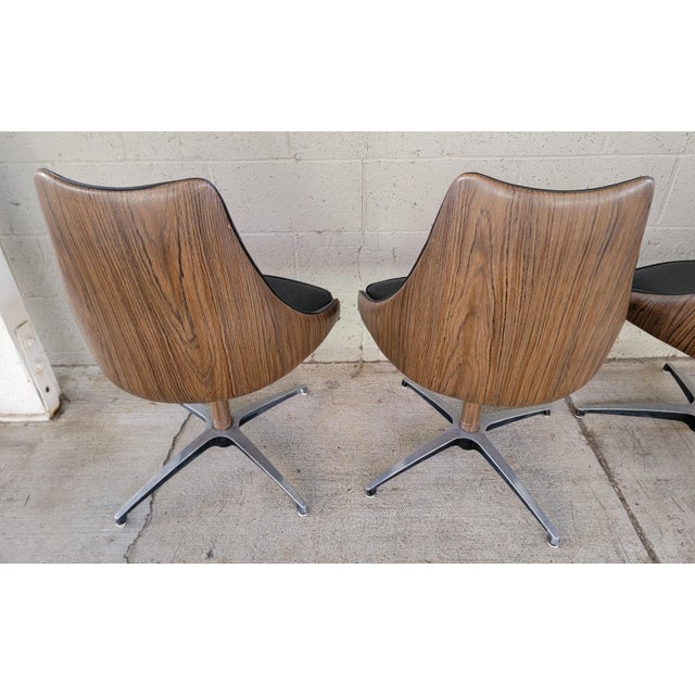 Space-Age Mid-Century Modern Dinette / Dinging Set by Virtue For Sale - Image 18 of 18