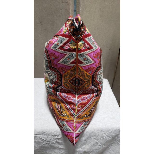 Pilow cover only Size: 22 x 22 Hidden zipper With piping INSERT NOT INCLUDED. Fabric Info: Manuel Canovas Fabric Marie...