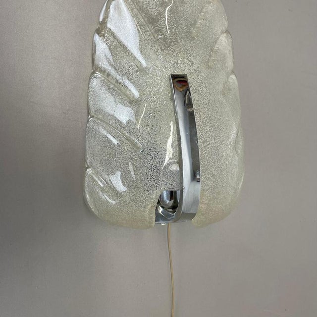 Large Murano Ice Glass Wall Light Sconce from SÖLKEN Leuchten, Germany, 1970s For Sale - Image 4 of 18