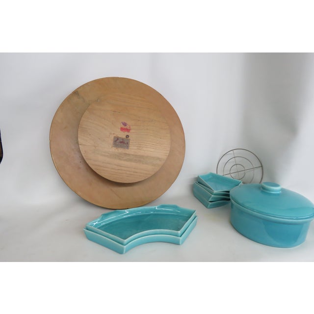 Squire Ceramics and Martin California 1940s Large Wood Lazy Susan 8pc Set 4992b For Sale In Miami - Image 6 of 18