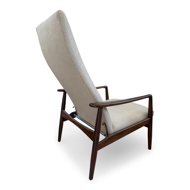 Beige 1960s Scandinavian Modern Reclining Lounge Chair With Ottoman For Sale - Image 8 of 13