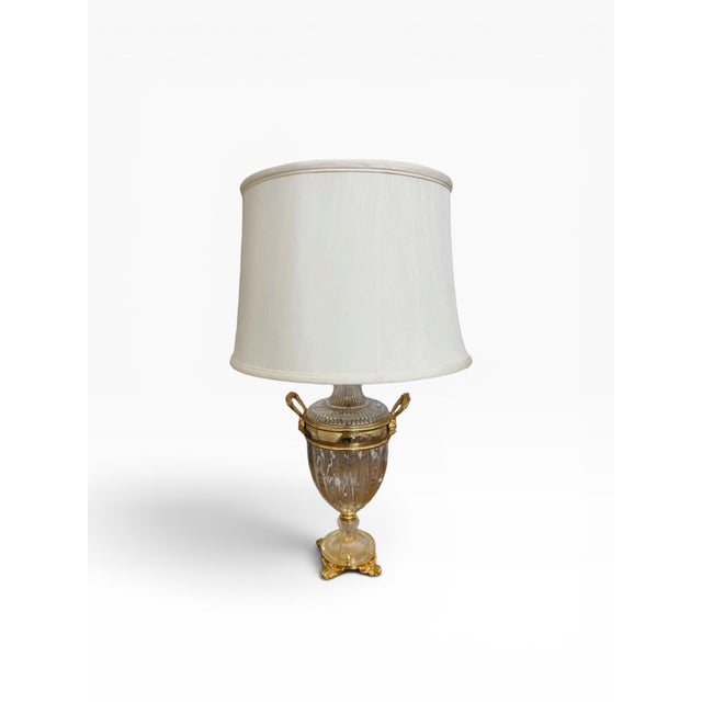 Hollywood Regency Crystal and Brass Table Lamp in Neoclassical Style — 1990s For Sale - Image 3 of 15