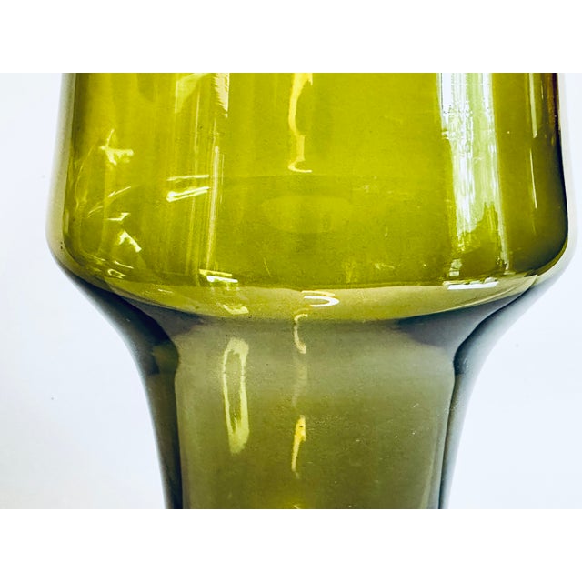 Sculptural Glass Art Vase in Olive Green from the Riihimäen Lasi Oy Glassworks, Finland, 1960s For Sale - Image 4 of 13