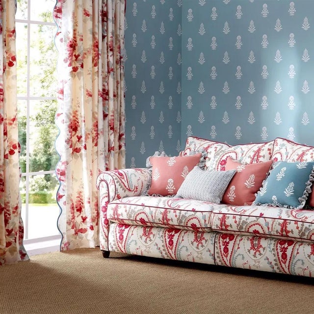 Sanderson Dabu Fabric in Namak - a sample For Sale In New York - Image 6 of 6