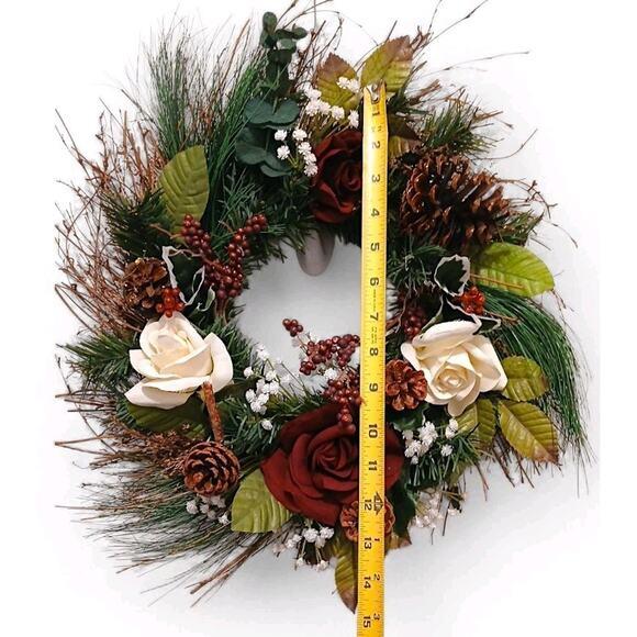 Elegant Victorian Roses Winter Door Wreath Holiday Decor Christmas Arrangement‎ For Sale - Image 12 of 12