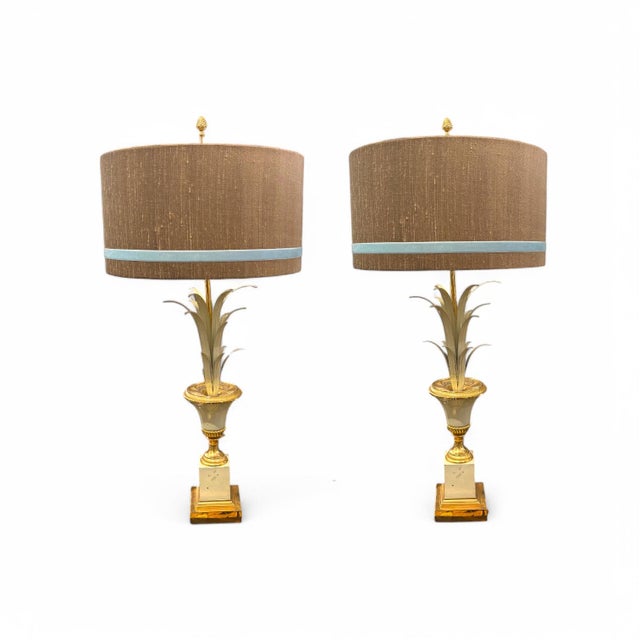 Medici Lamps in Gold and White Glass from Maison Charles, Set of 2 For Sale - Image 5 of 5
