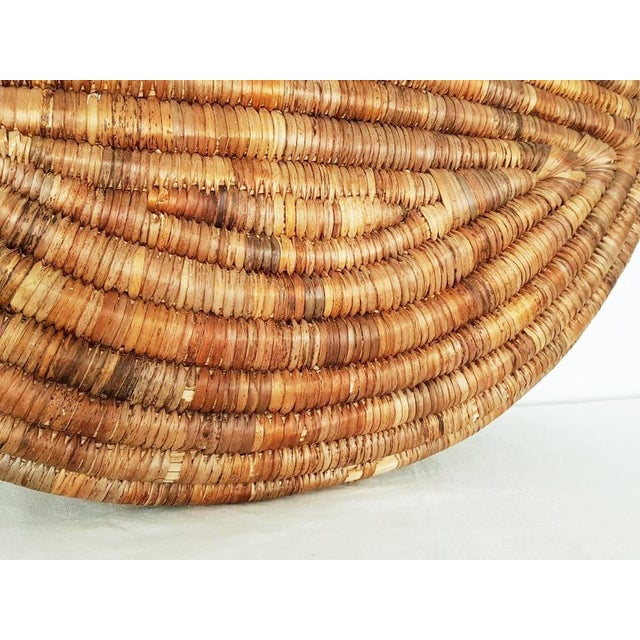 Vintage Round Wicker Straw Wall Storage Basket, 1960s For Sale - Image 4 of 12