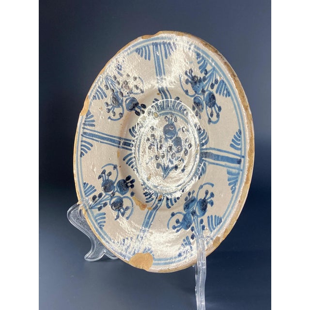 Antique Catalan Dish in Spanish Ceramic, 1700s For Sale - Image 3 of 10