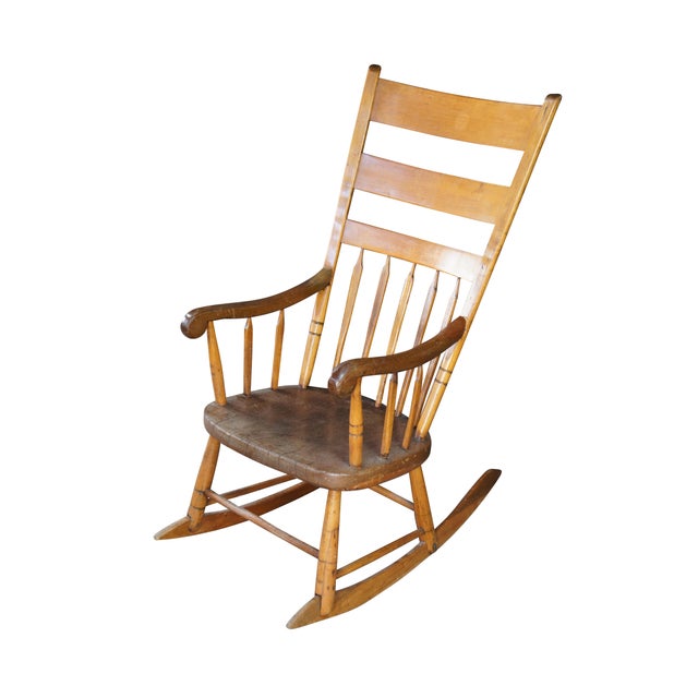 Antique Early American Country Farmhouse Windsor arm chair rocker. Made of maple featuring a primitive slatted ladderback...