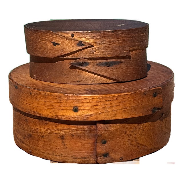 Pair Antique Shaker-Style Bentwood Boxes, Oval & Round, 19th–Early 20th Century For Sale
