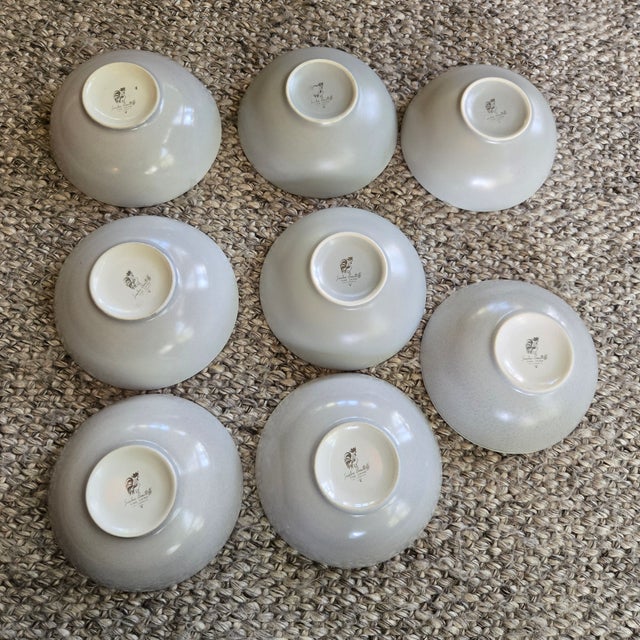 Late 20th Century Mid-Century Modern Sascha Brastoff Roman Coin Fine China Set 26 Pieces Plates + Bowls + Serving Luxury For Sale - Image 10 of 12