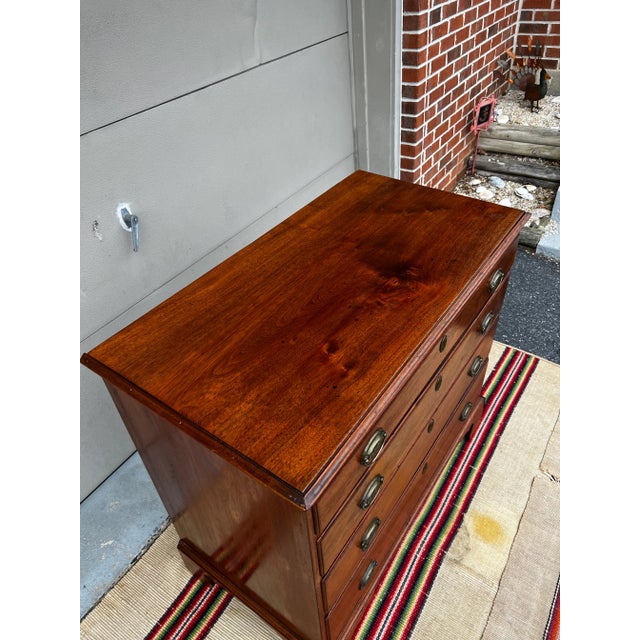 A Antique Walnut Chippendale Chest of Drawers, Pennsylvania, Circa 1760s For Sale - Image 9 of 13