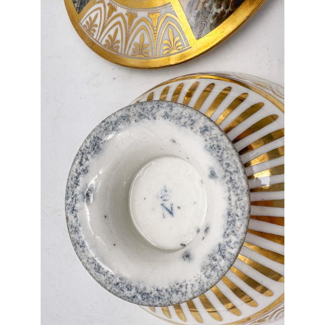 18th C. Capodimonte Box, Views Royal Palace of Caserta & Belvedere di San Leucio For Sale - Image 9 of 10