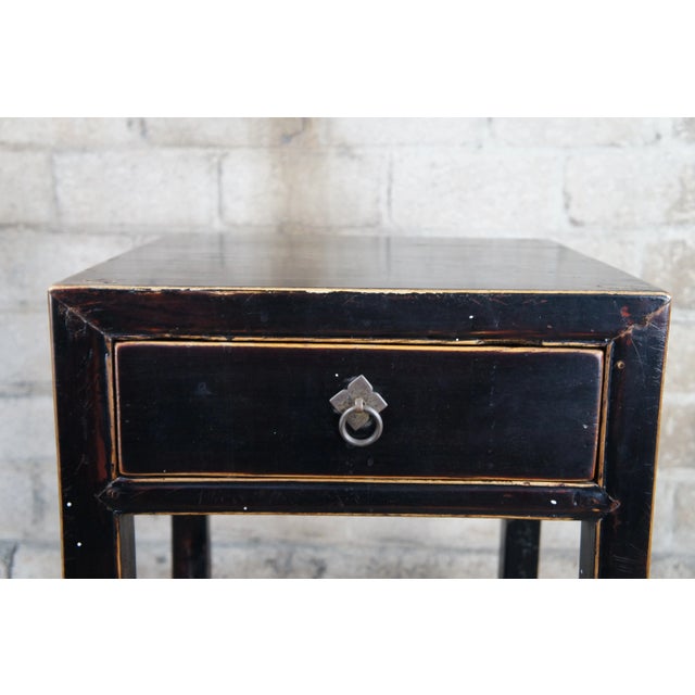Late 19th Century Antique Chinese Qing Dynasty Black Lacquer Elm Tiered Side Table Pedestal Stand For Sale - Image 4 of 11