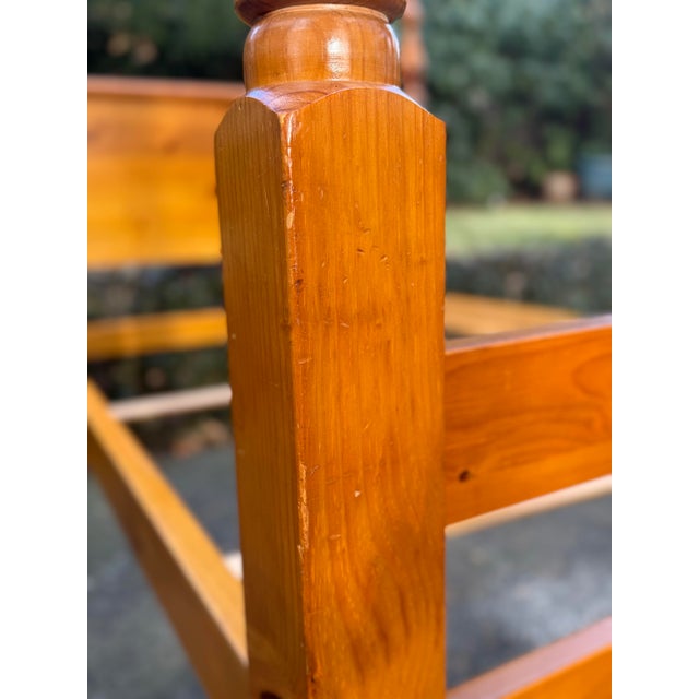 Vintage Bassett Carved Pineapple Four Poster Pine Bed - Queen Size For Sale - Image 12 of 12