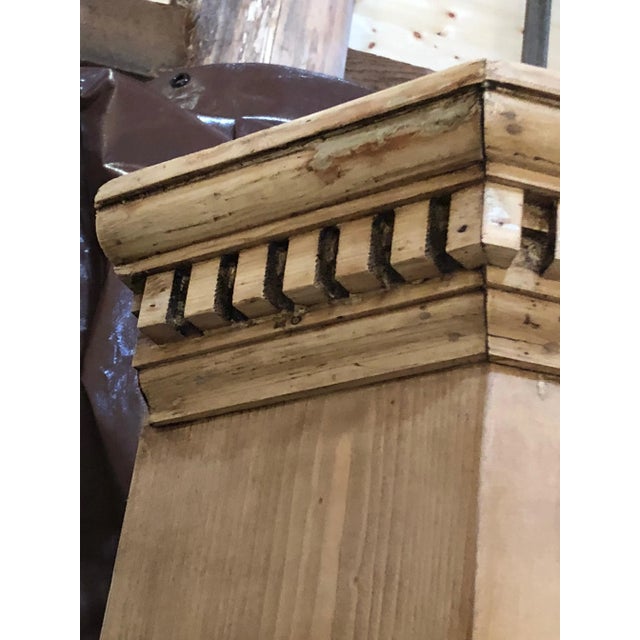 Rustic 1940s Rustic Pine Barrel Back Corner Cupboard Cabinet For Sale - Image 3 of 13