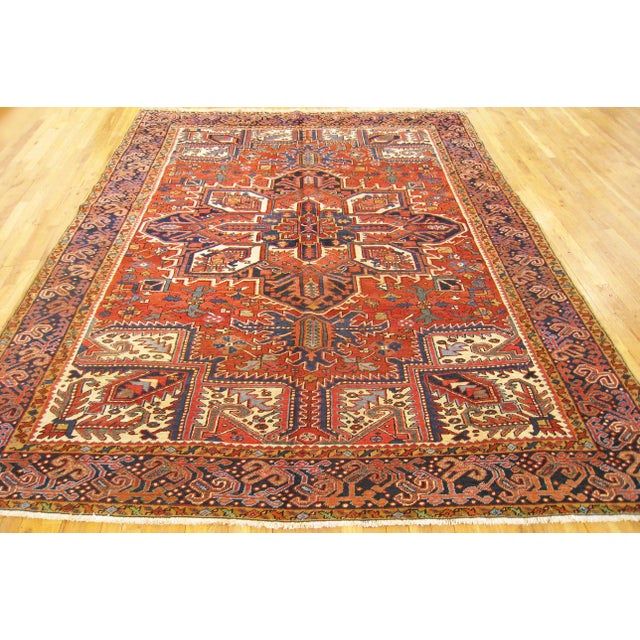 Abstract Vintage Persian Decorative Oriental Heriz Rug in Room Size For Sale - Image 3 of 9